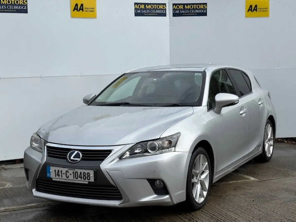 Lexus CT 2014 AUTO HYBRID - Image 2