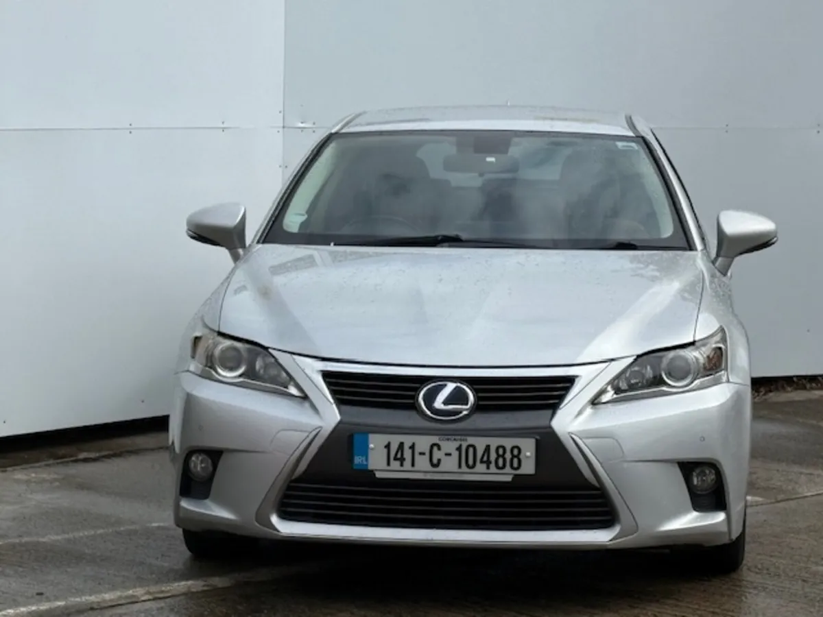 Lexus CT 2014 AUTO HYBRID - Image 4
