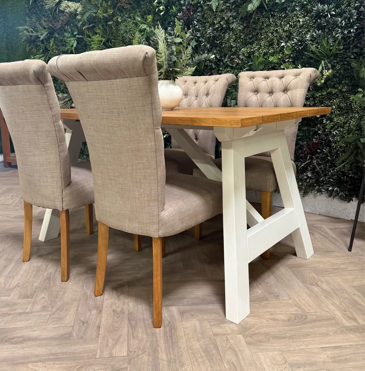 Oak kitchen table & 4 chairs/dining set - Image 2