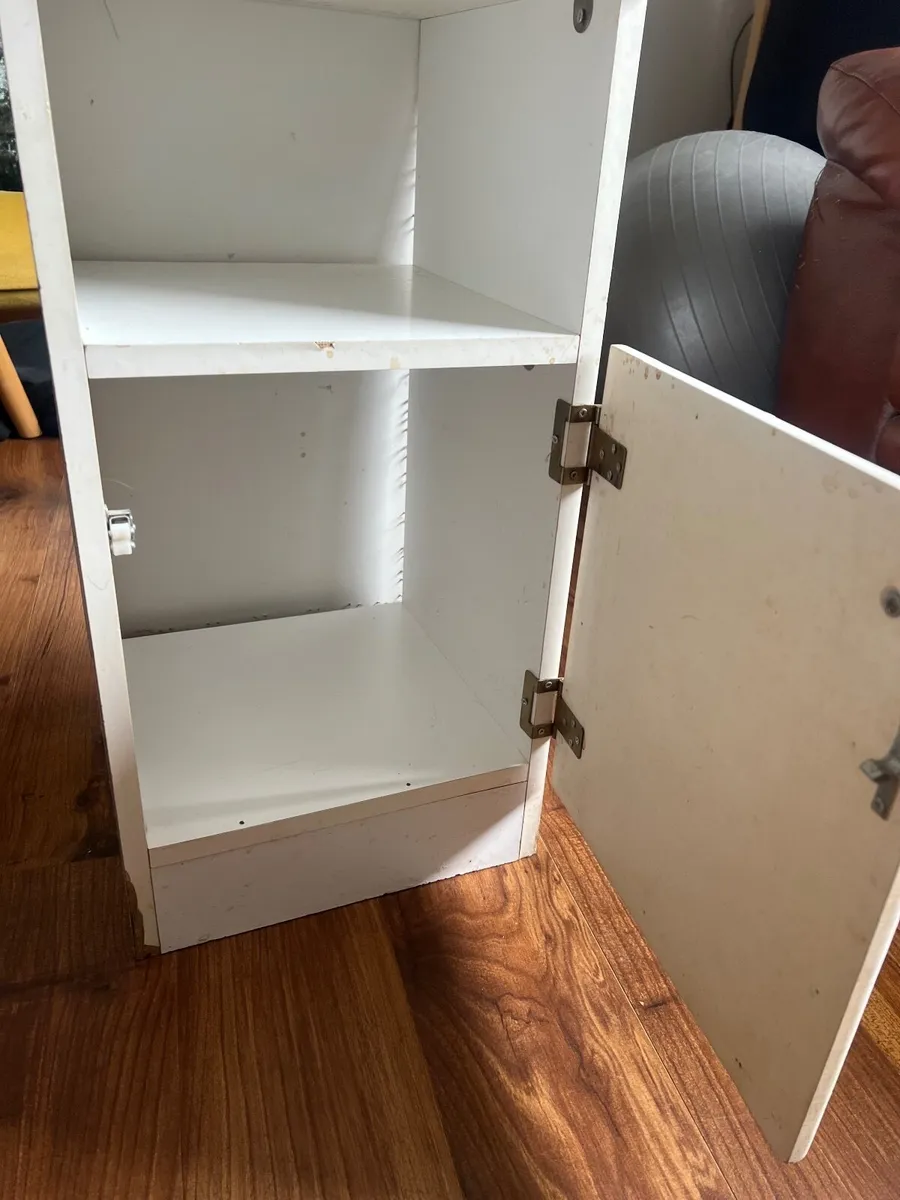 Bed side table - Image 3