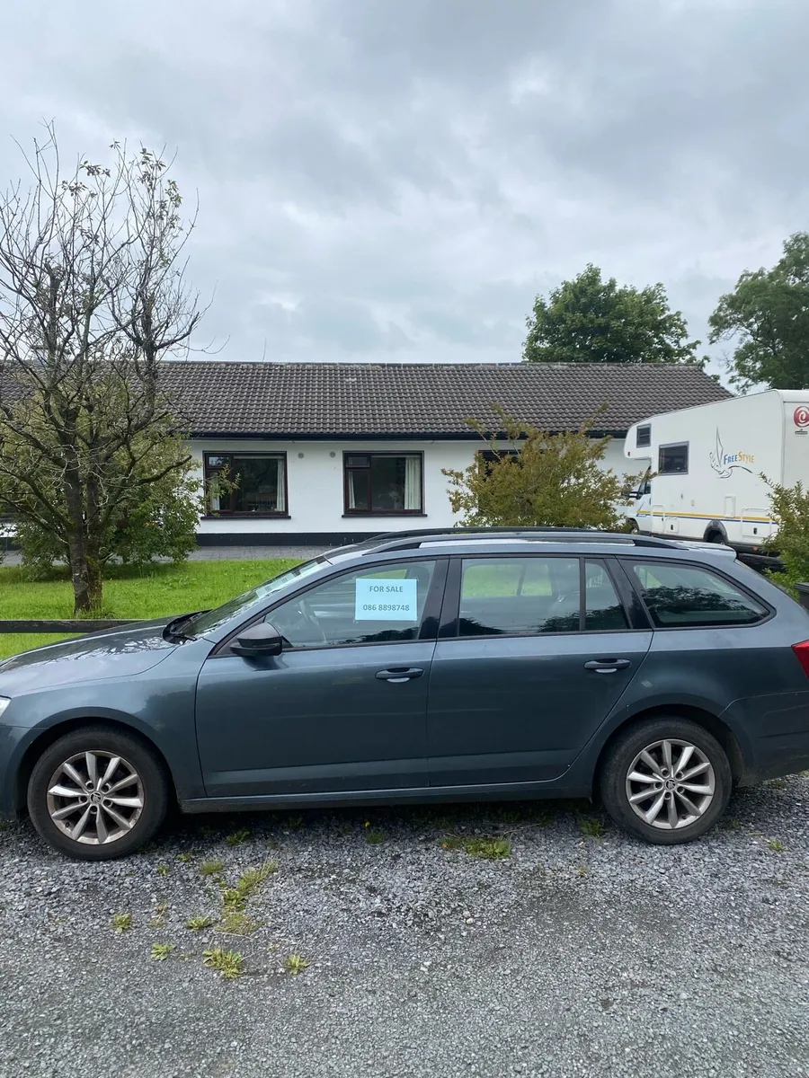 152 Skoda Octavia - Image 1