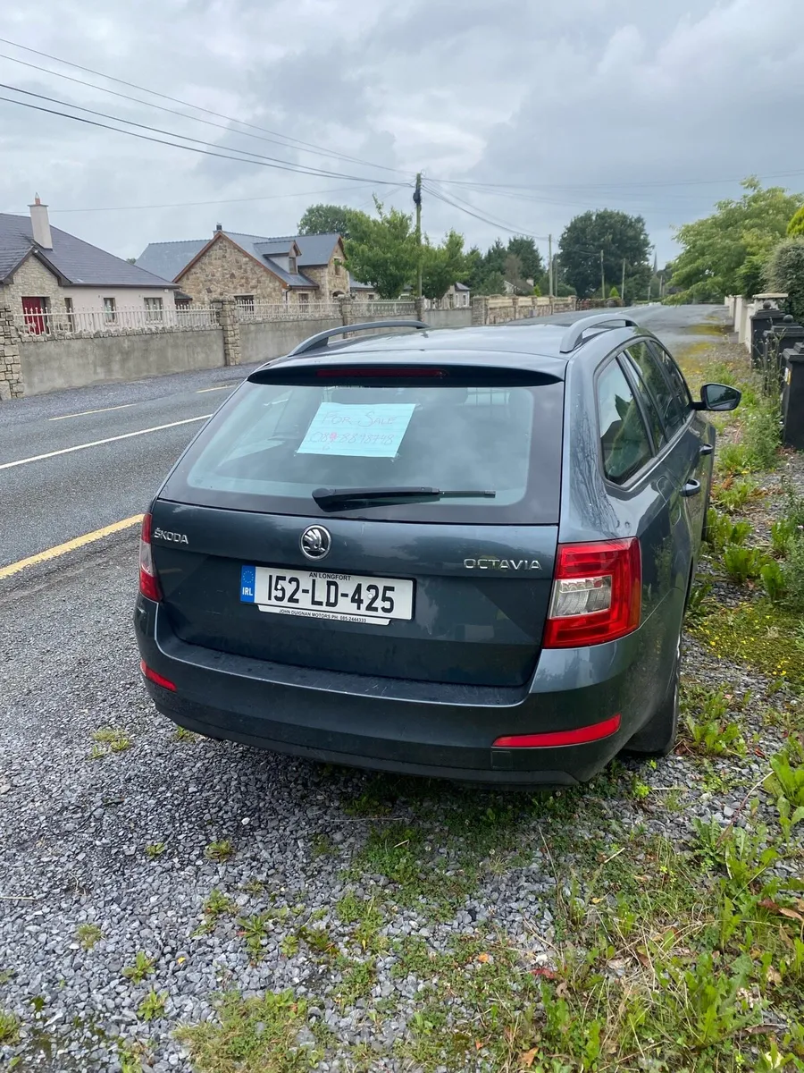 152 Skoda Octavia - Image 4