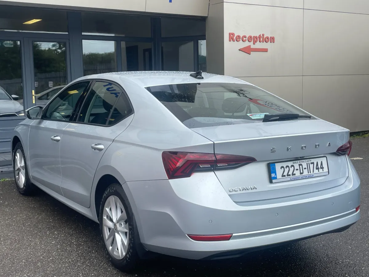 2.0 TDI AMBITION - SAVE 2000eur - Image 2