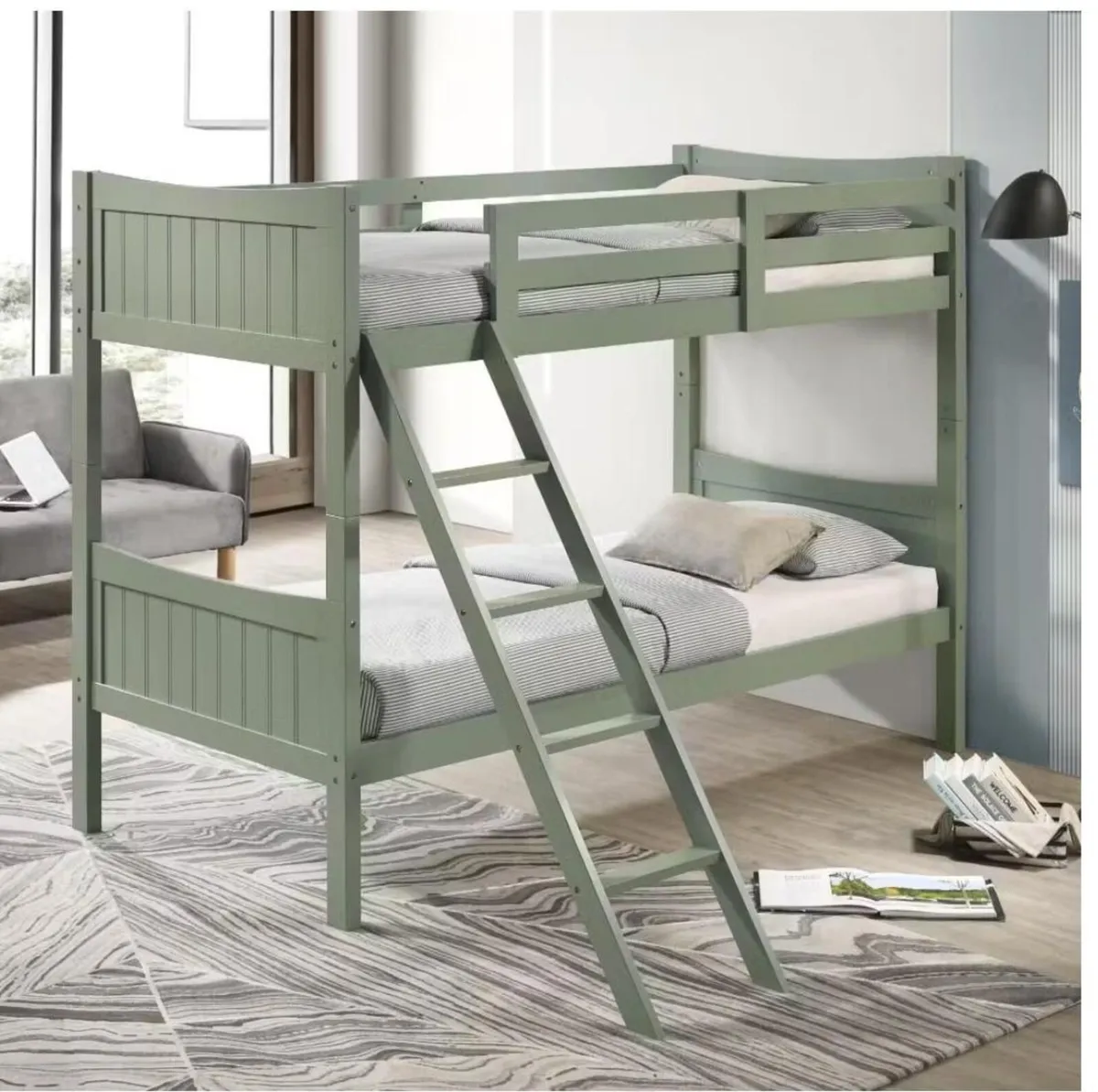 Bunk bed - Image 1