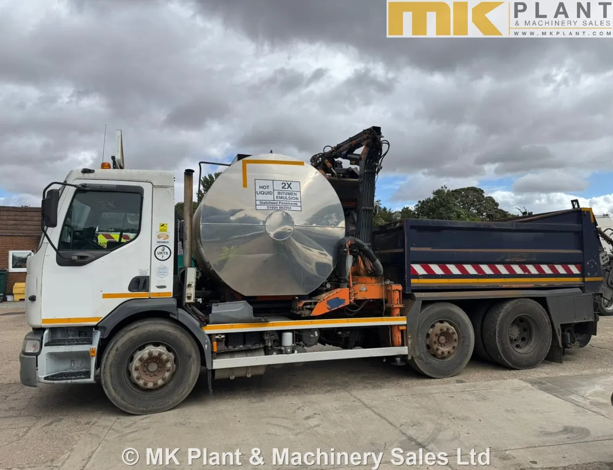 Renault Premium 300 with Secmair Combi Unit - Image 1