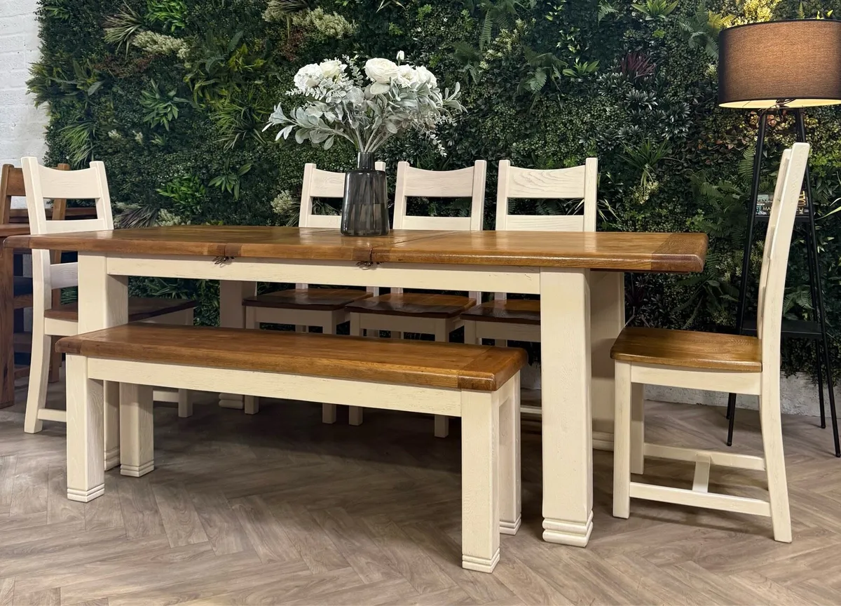 Extending oak kitchen table, 5 chairs & bench - Image 3