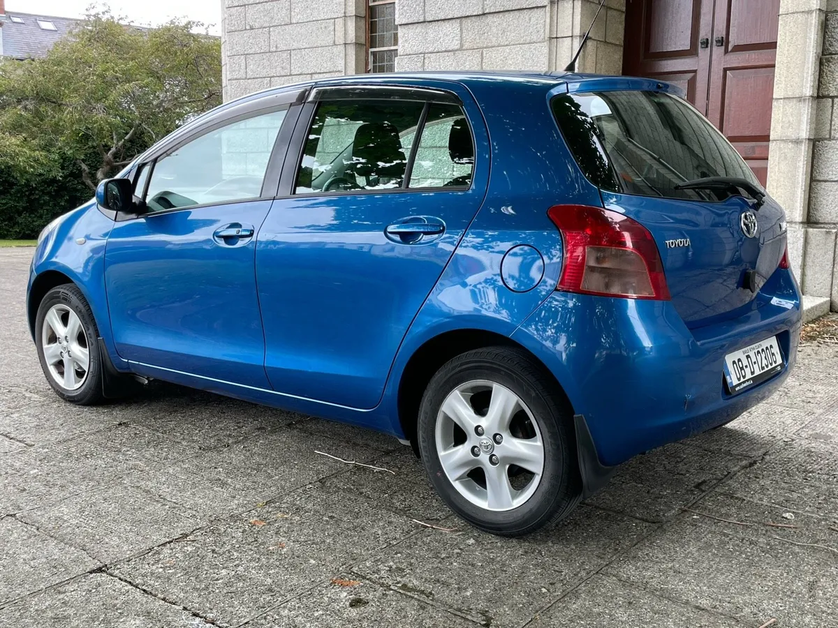 08 Toyota Yaris 1.0 SOL - Image 3