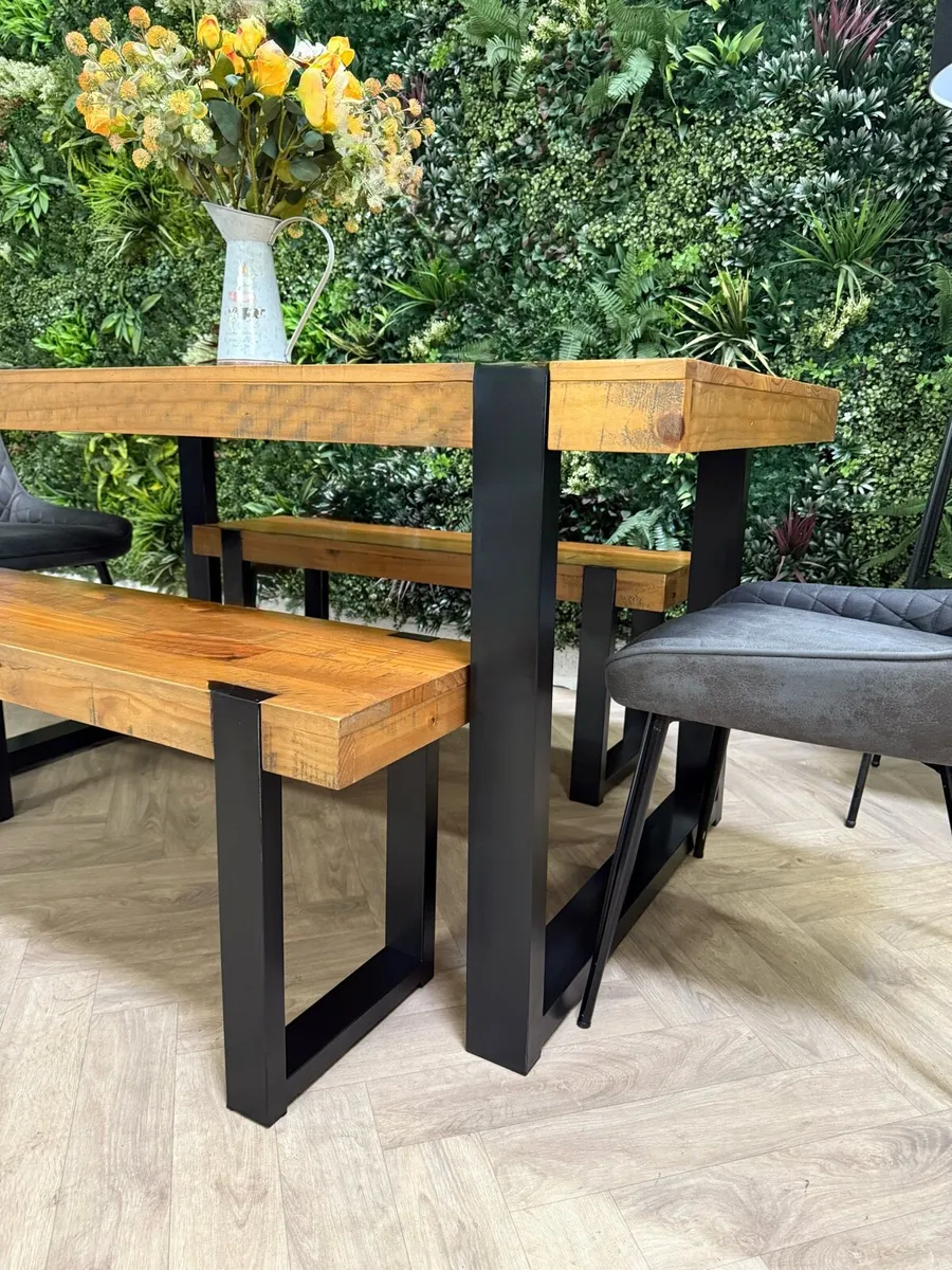 Rustic kitchen table, 2 benches & 2 chairs - Image 4