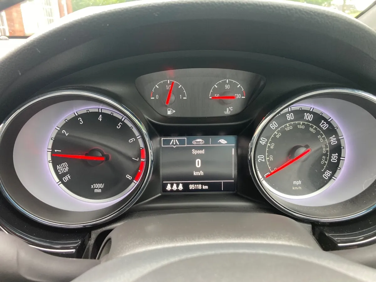 Vauxhall Astra SRI 2016 Low Mileage - Image 3