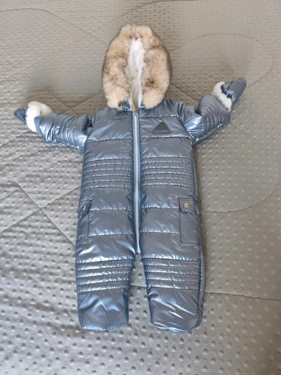 Baby clothes - Image 1