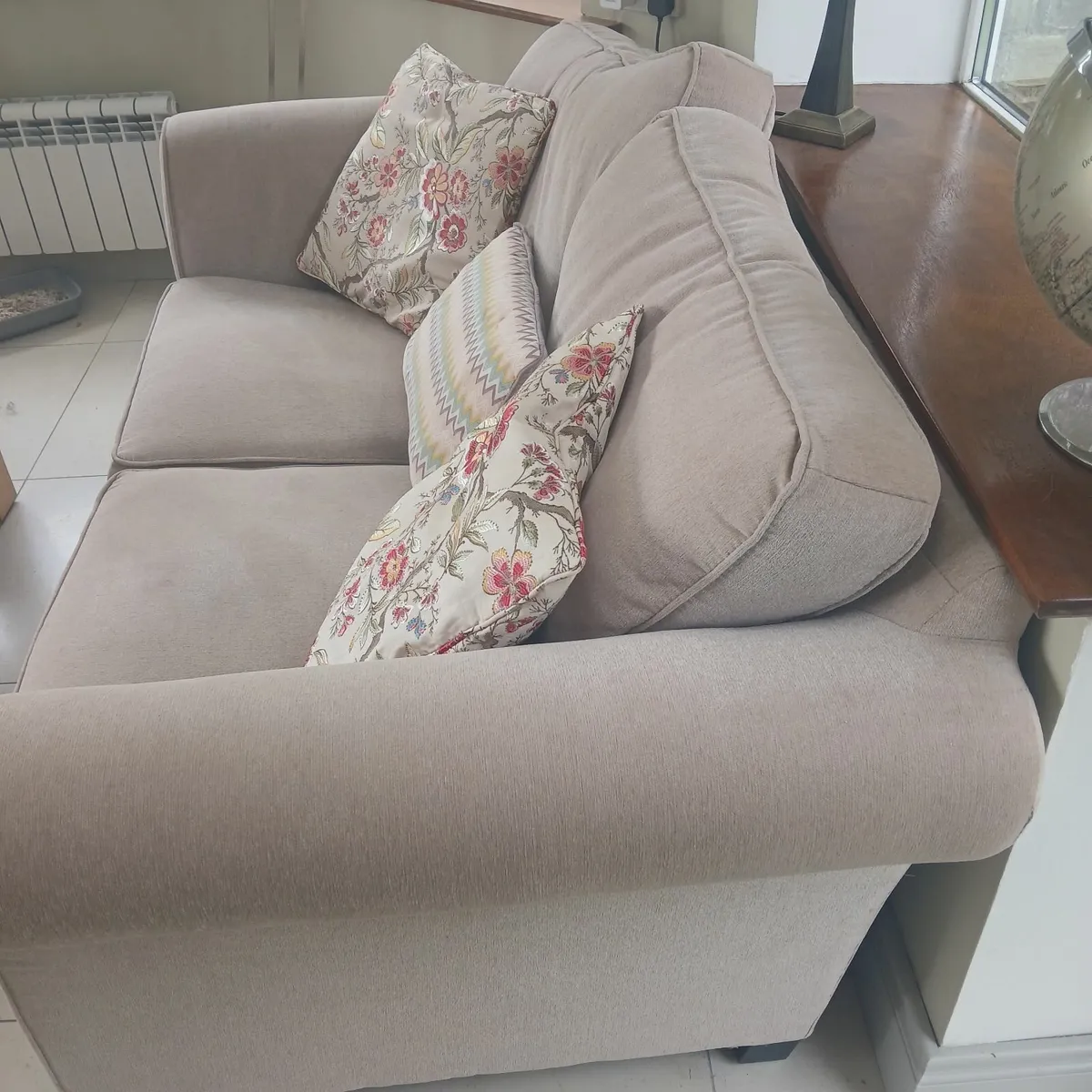 Couch - Image 1