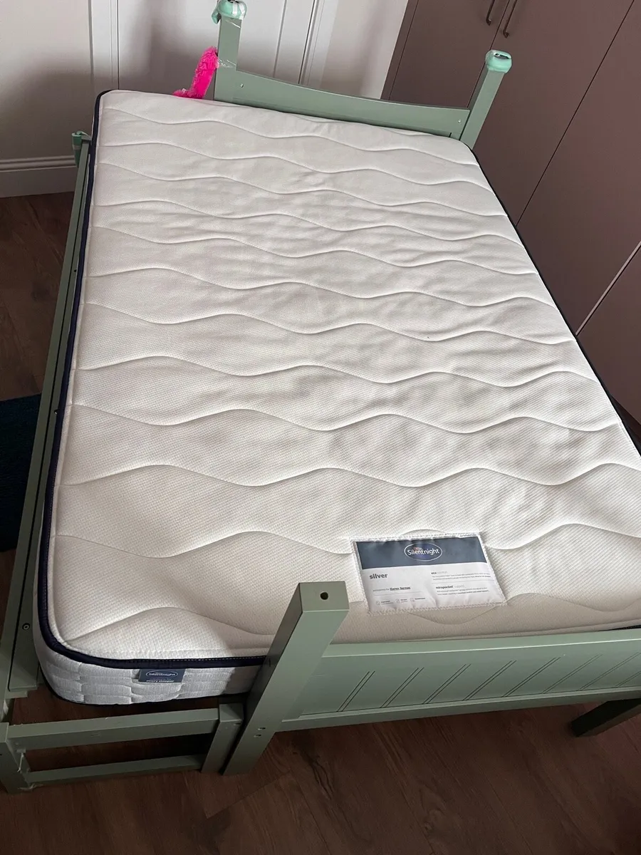 Double and single mattress - Image 1