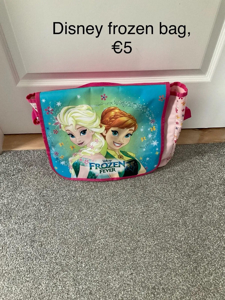 Disney frozen bag, good condition