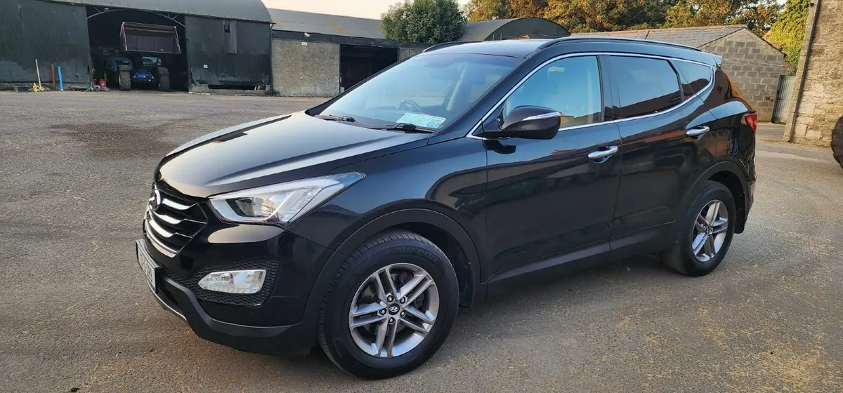 Hyundai Santa Fe 2013 - Image 1