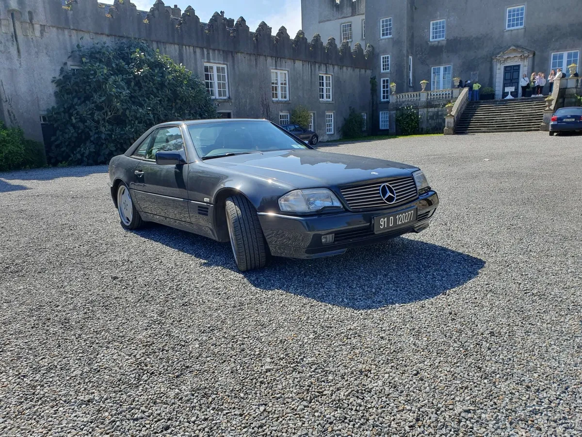Mercedes SL 300 - Image 2