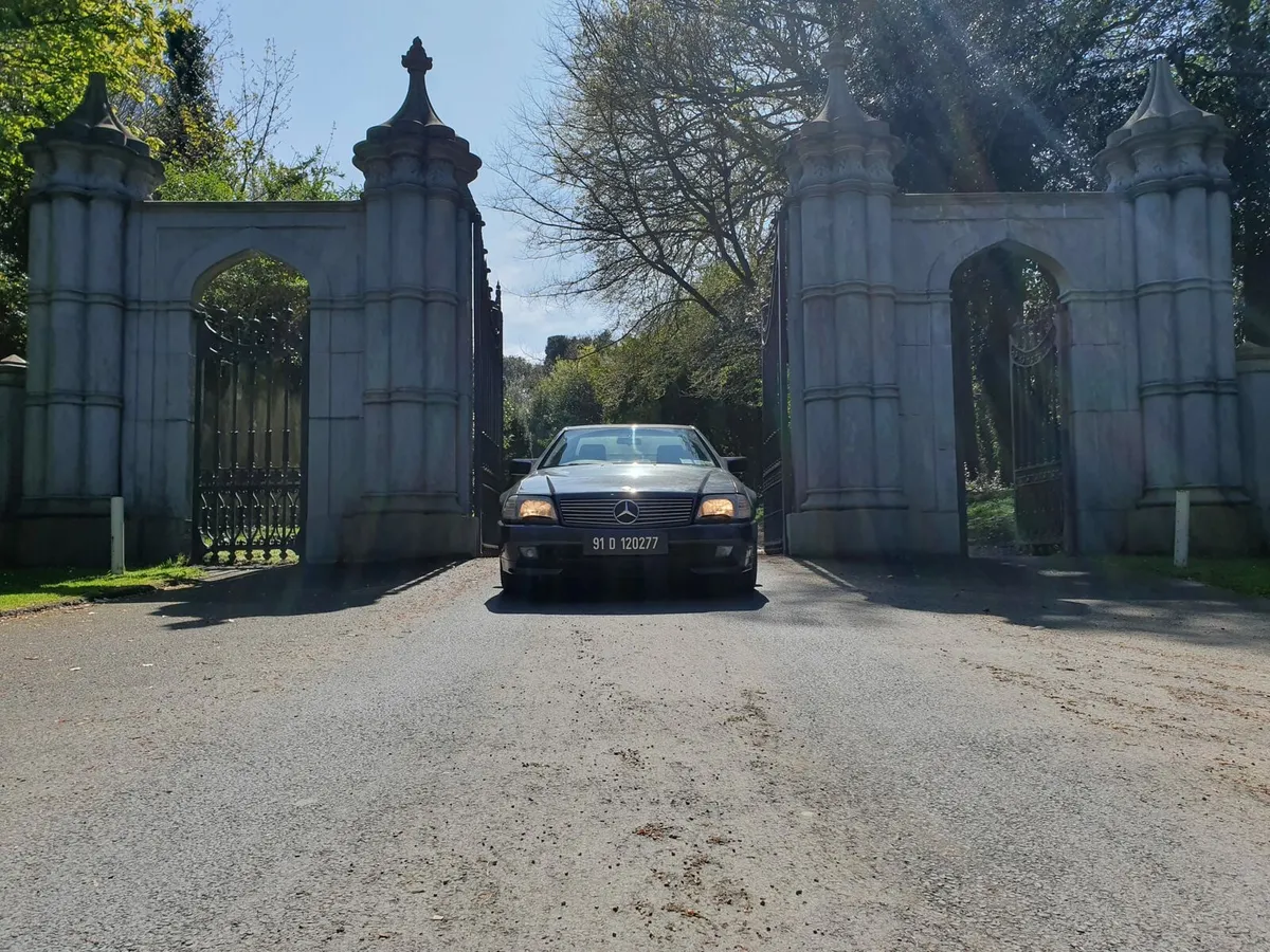 Mercedes SL 300 - Image 3