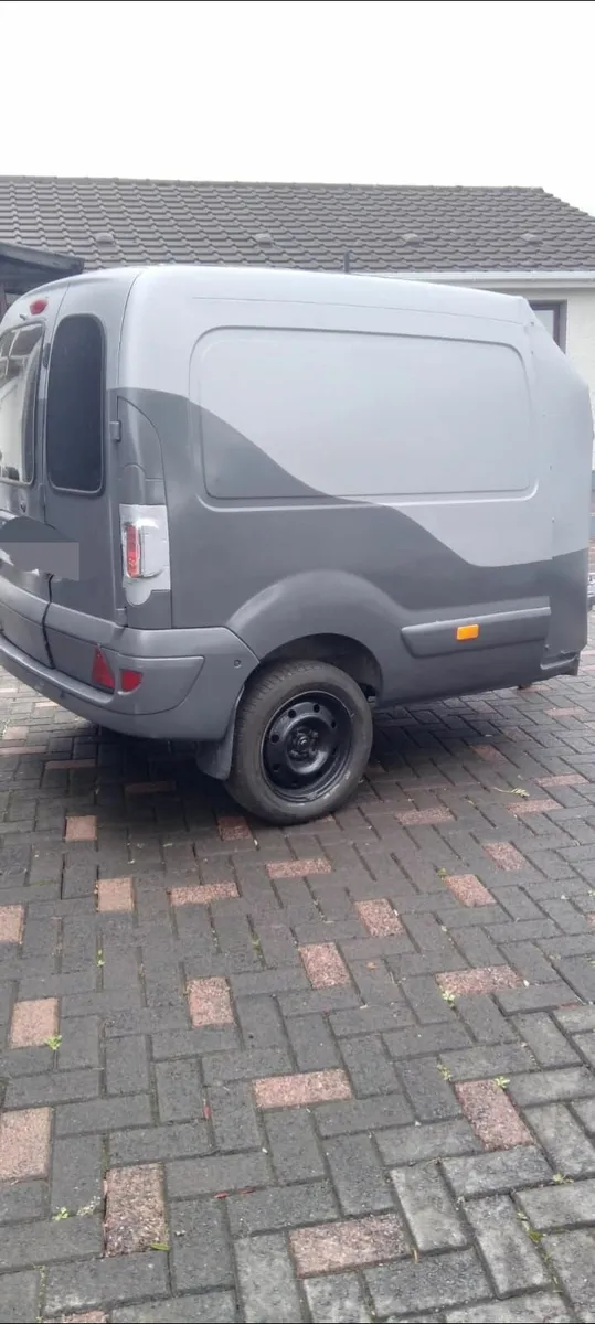 Van converted to trailer - Image 1