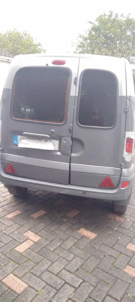 Van converted to trailer - Image 2