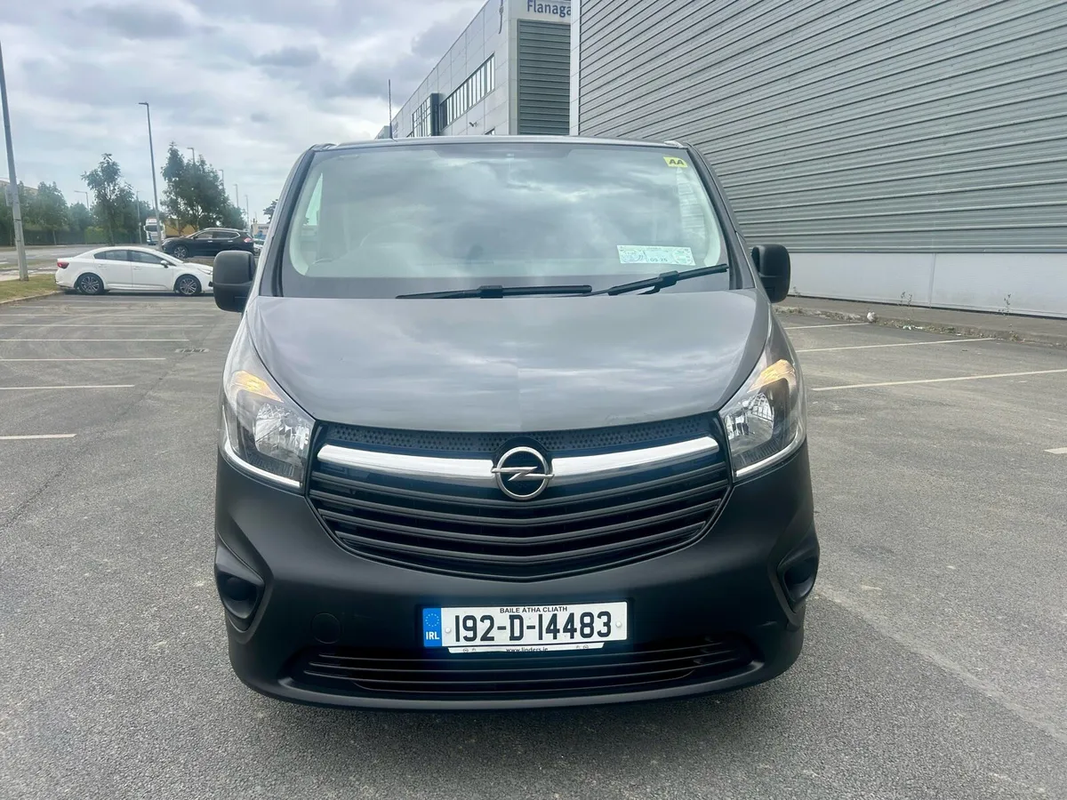 2019 Opel Vivaro LWB Low Klm’s - Image 3