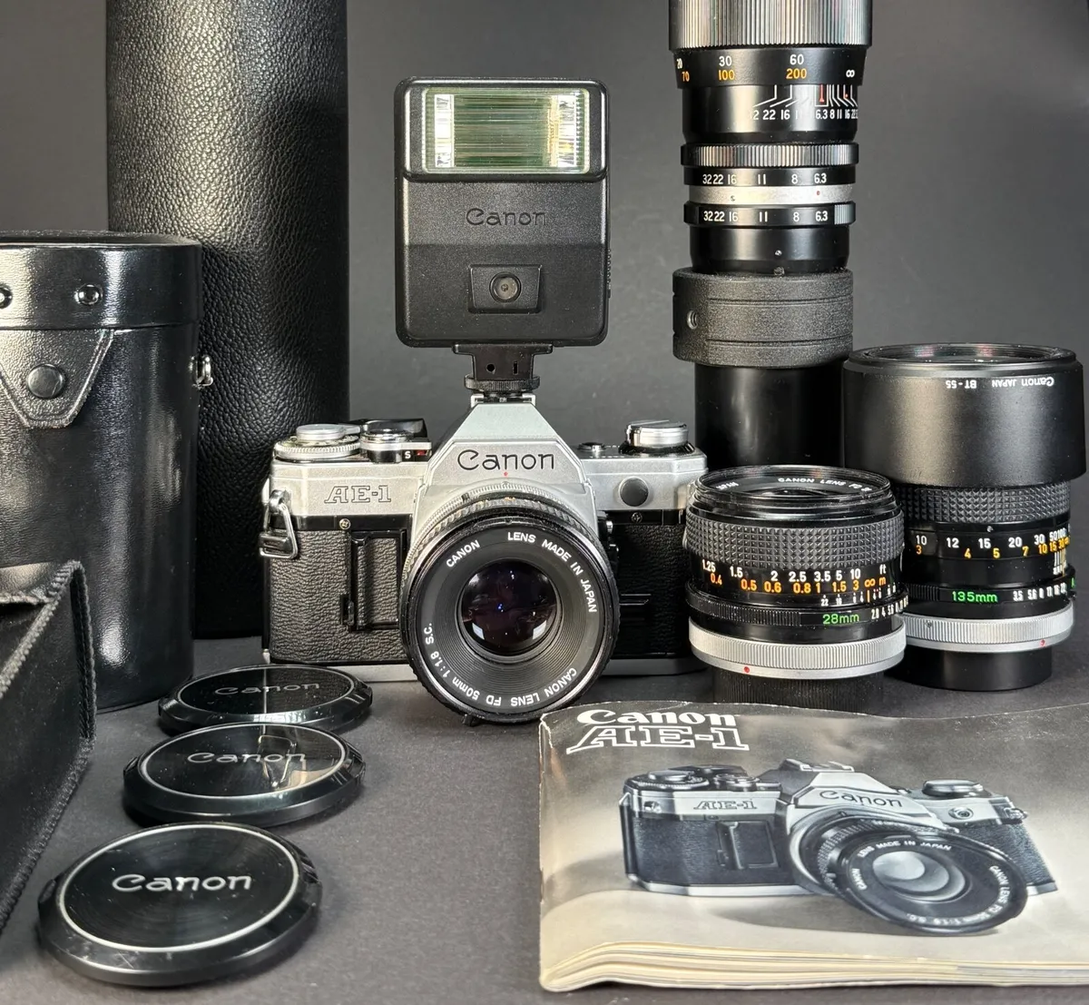 Canon AE-1 bundle - Image 1