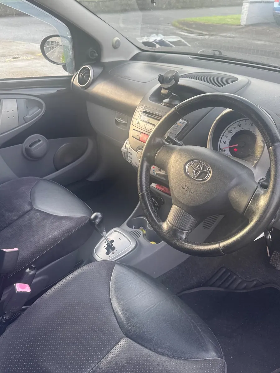 Toyota Aygo 2010 - Image 4
