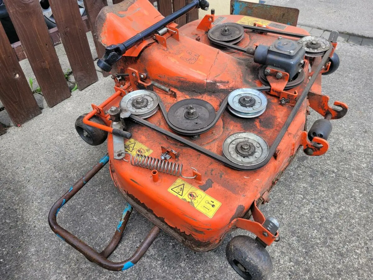 Kubota  gr1600 deck - Image 2