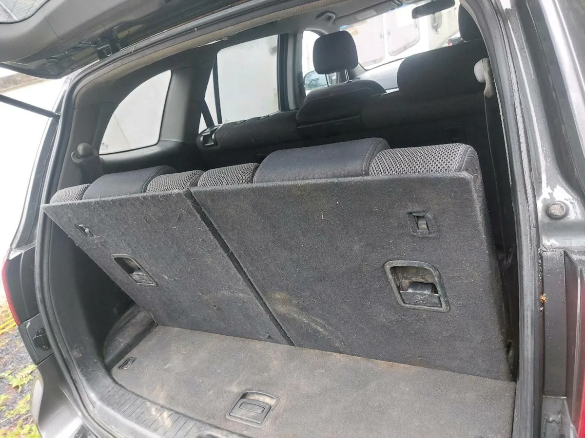 Hyundai Santa fe. - Image 4