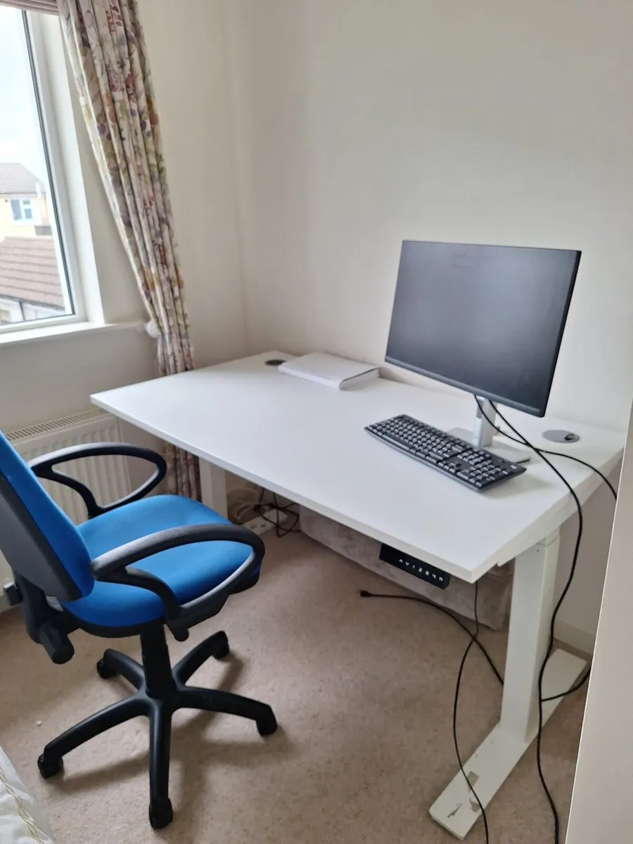 Sit stand office desk - Image 1