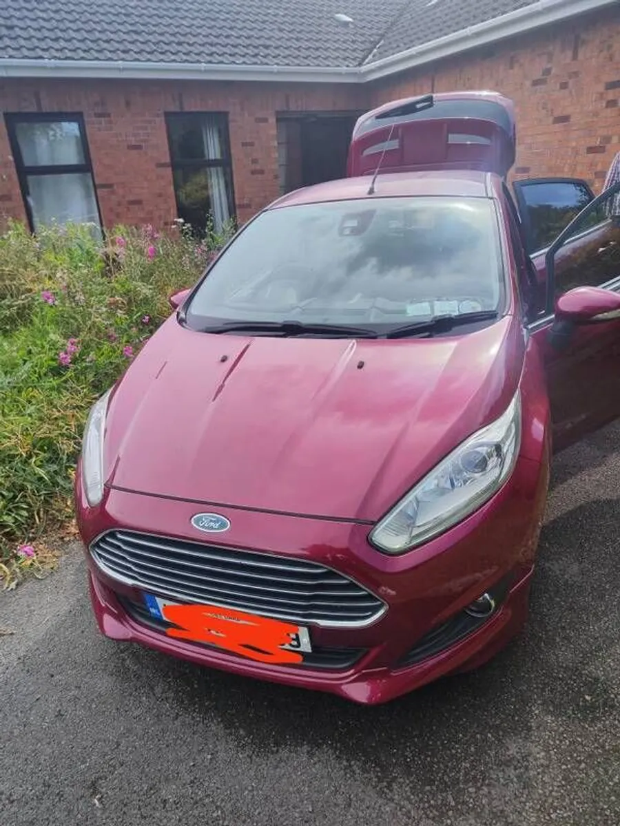 2014 Ford Fiesta - Image 1