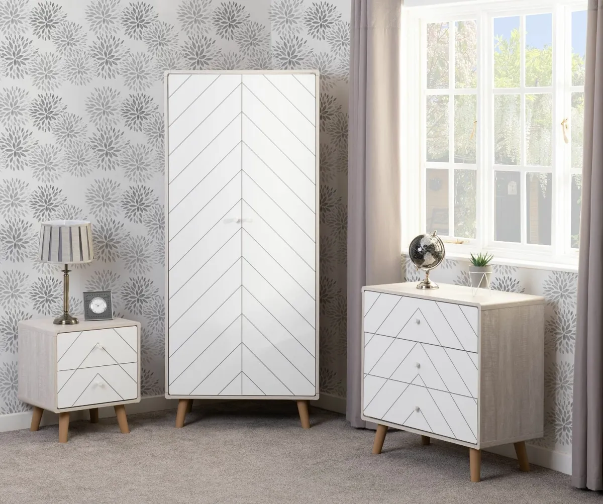 BEDROOM SETS - Image 3