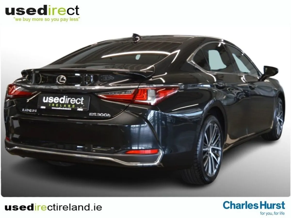 Lexus ES Es300h Dynamic Sunroof - Image 3