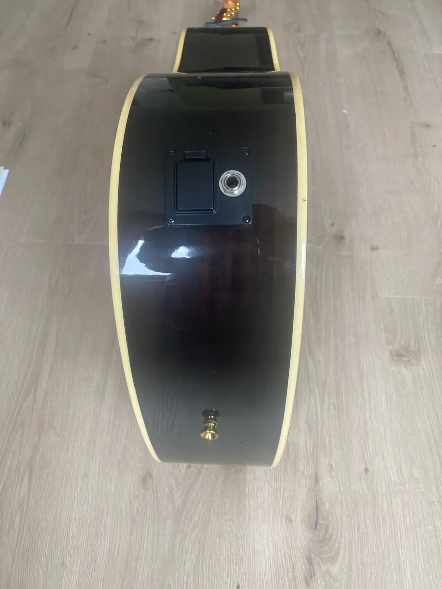 Guitar - Freya FD -18 - Image 2