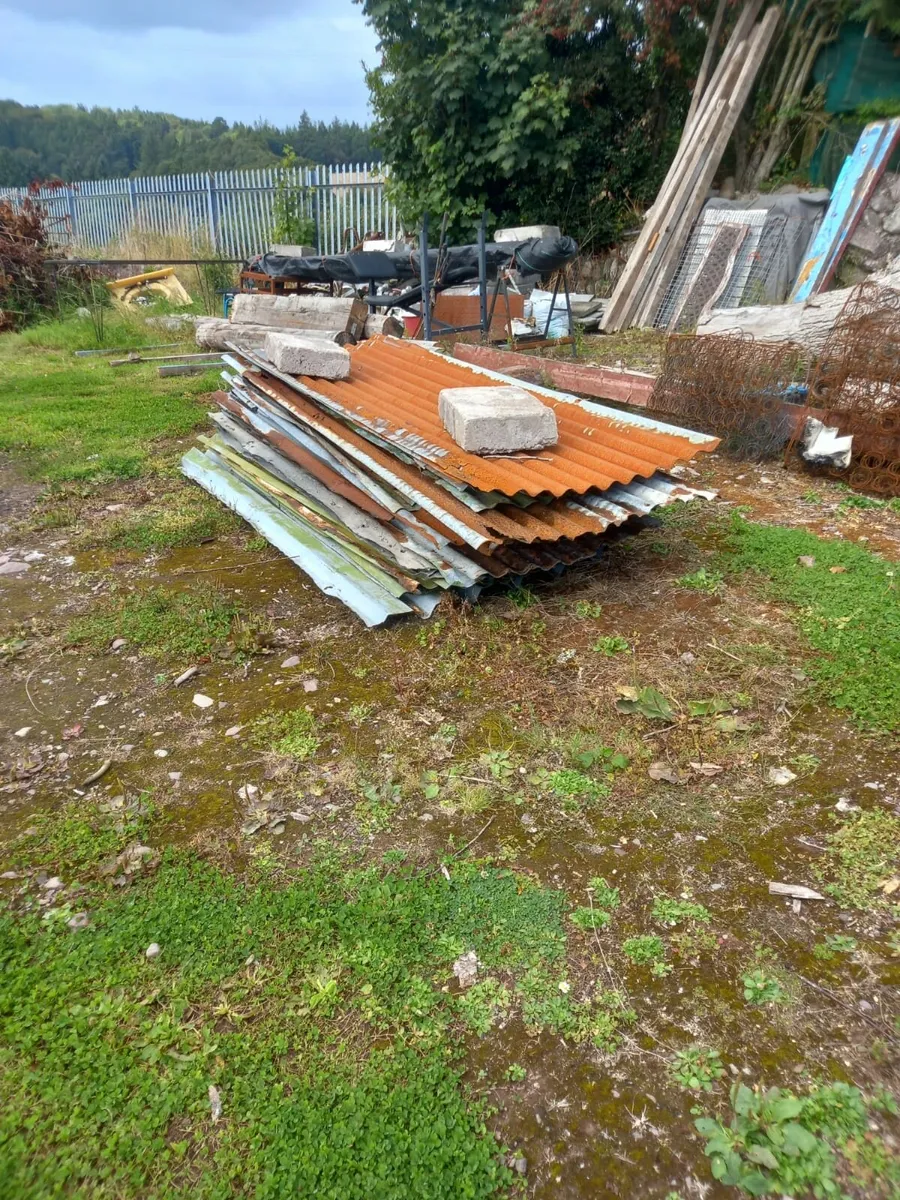 Old galvanised sheets - Image 2