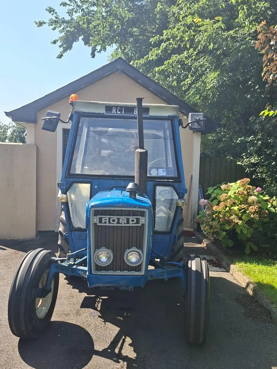 Vintage tractor - Image 2