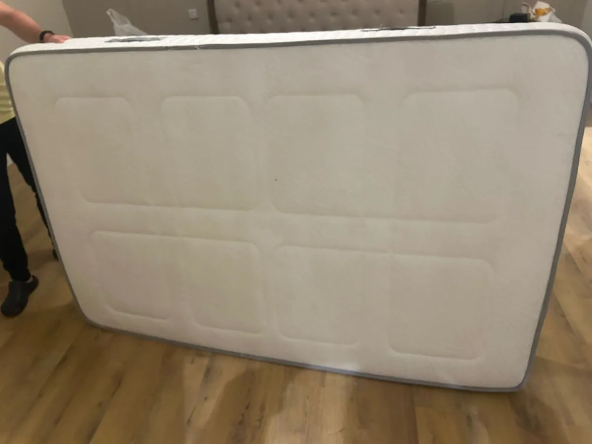 Bedframe & Mattress - Image 2