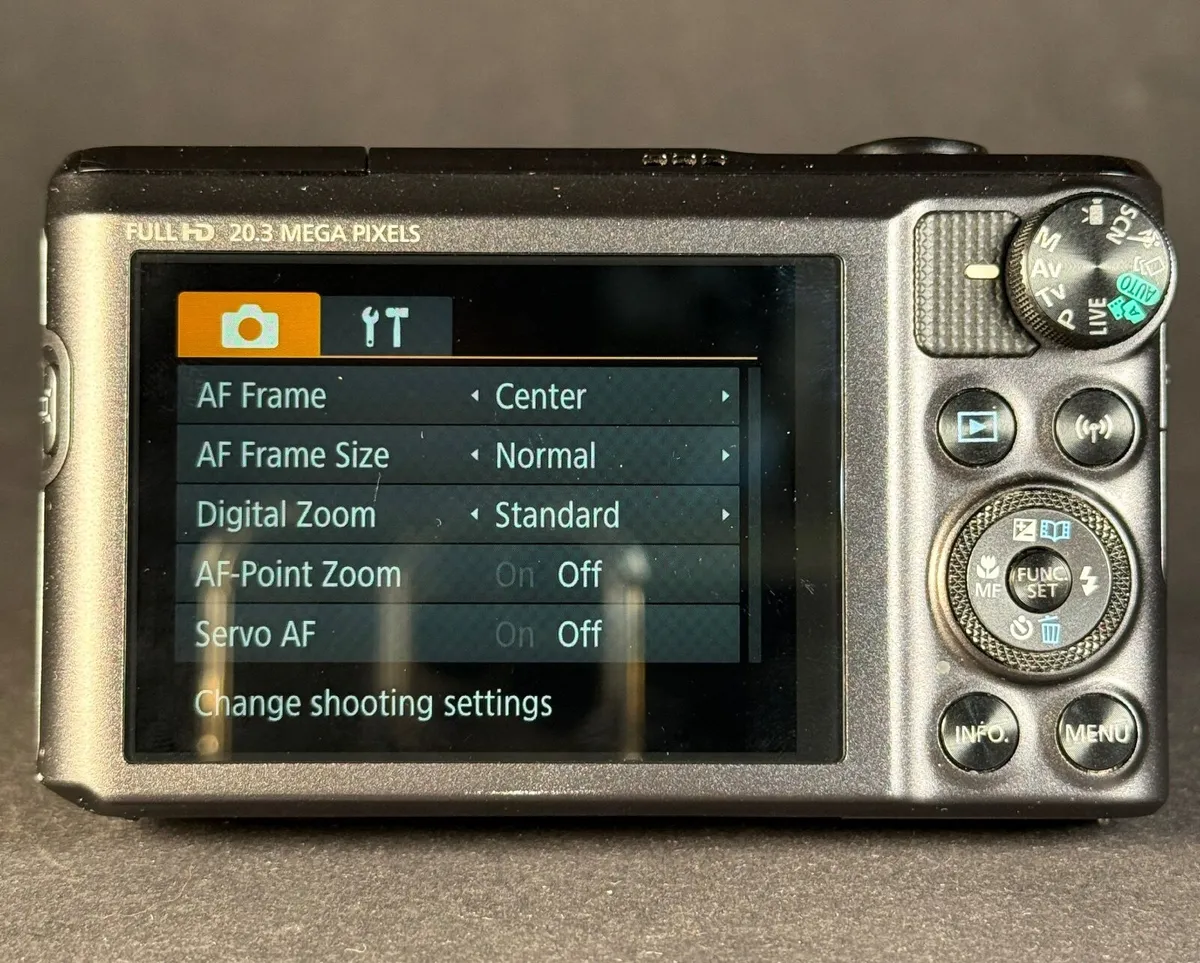 Canon PowerShot SX 720 HS - Image 4