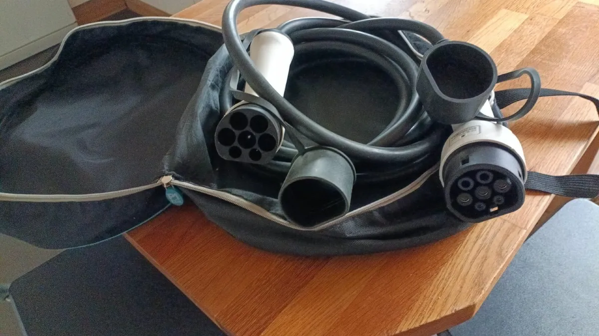 type 2 ev charge cable 5 meters - Image 1