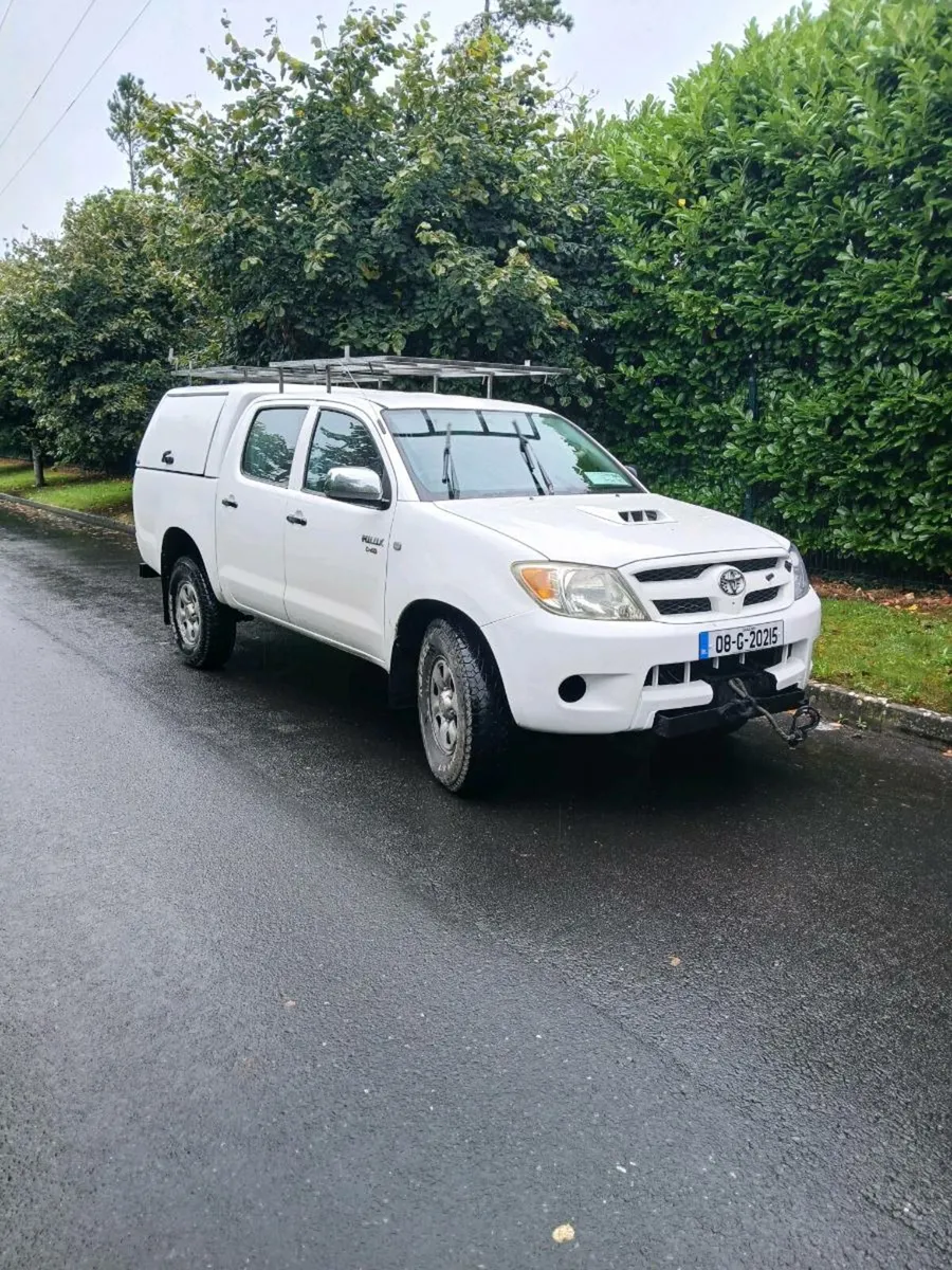 Toyota  hilux - Image 1