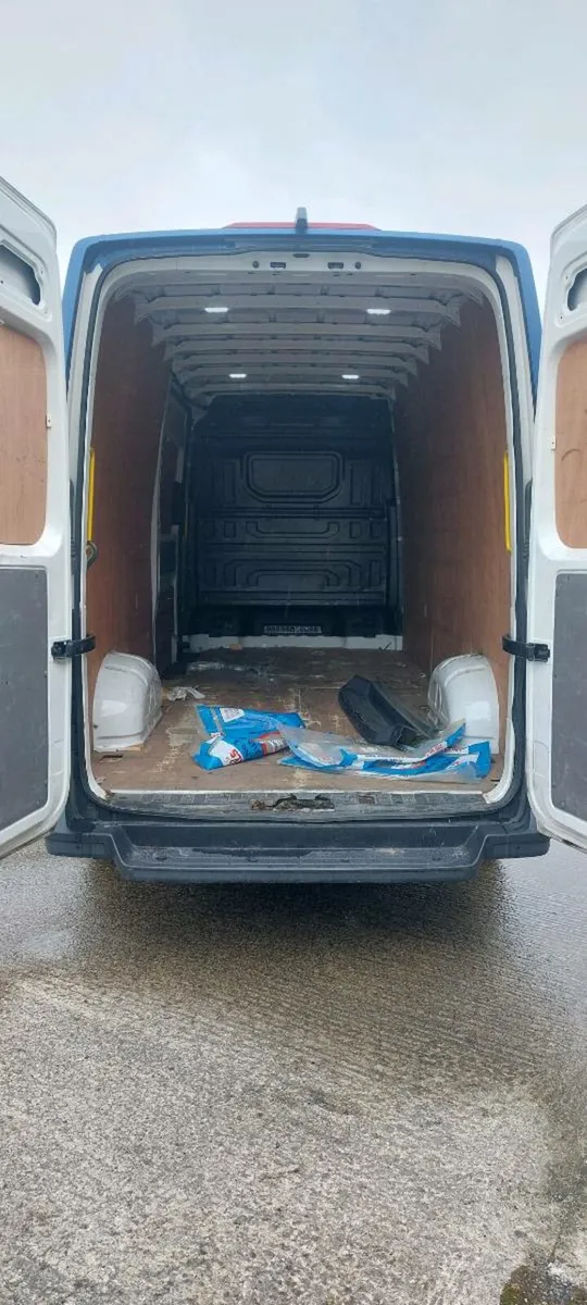 Man van - Image 4