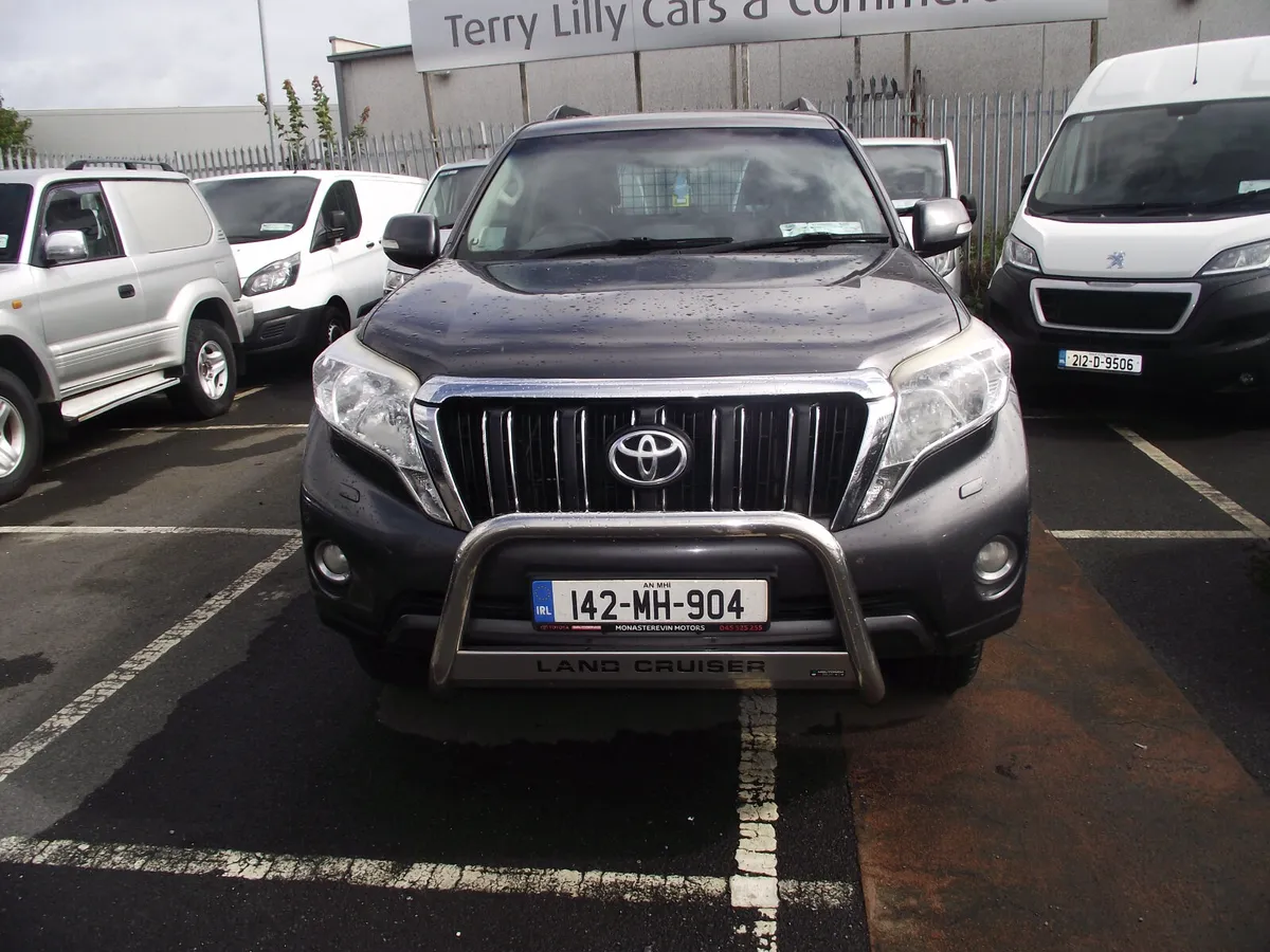 Toyota Land Cruiser 2014 Automatic - Image 1