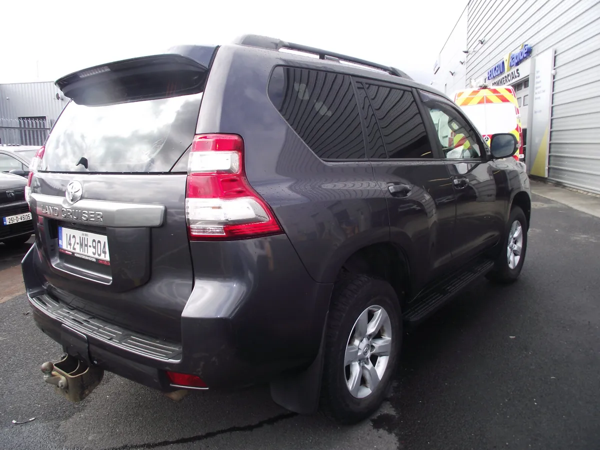 Toyota Land Cruiser 2014 Automatic - Image 3