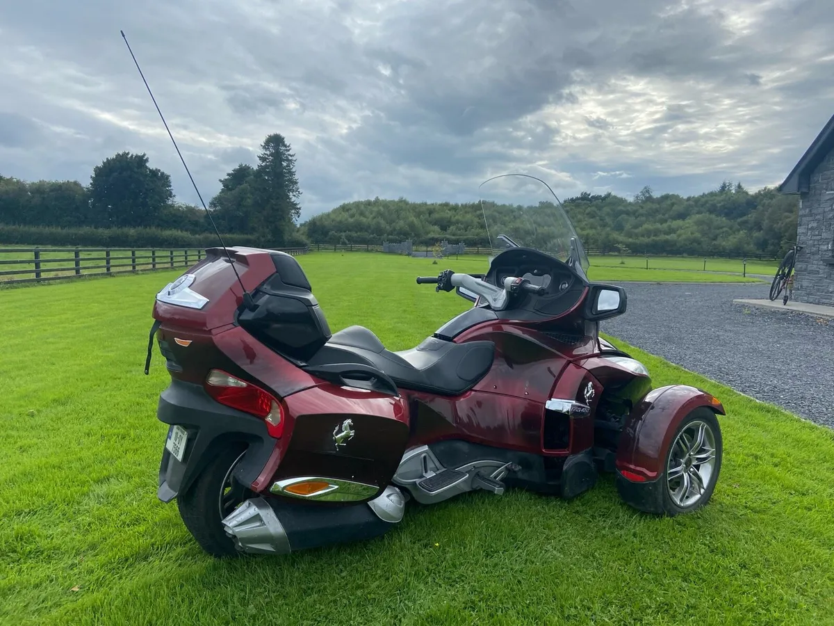 Can am Spyder Trike motor cycle - Image 2
