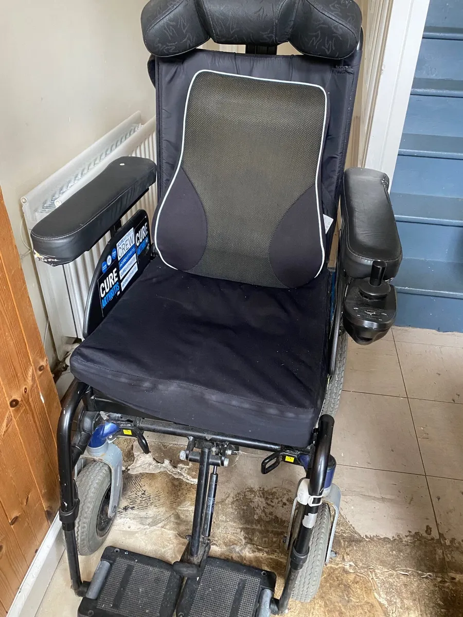 Electric wheelchair - Image 3