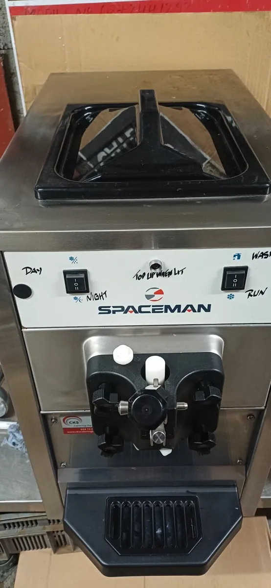 Ice cream machine - Image 3