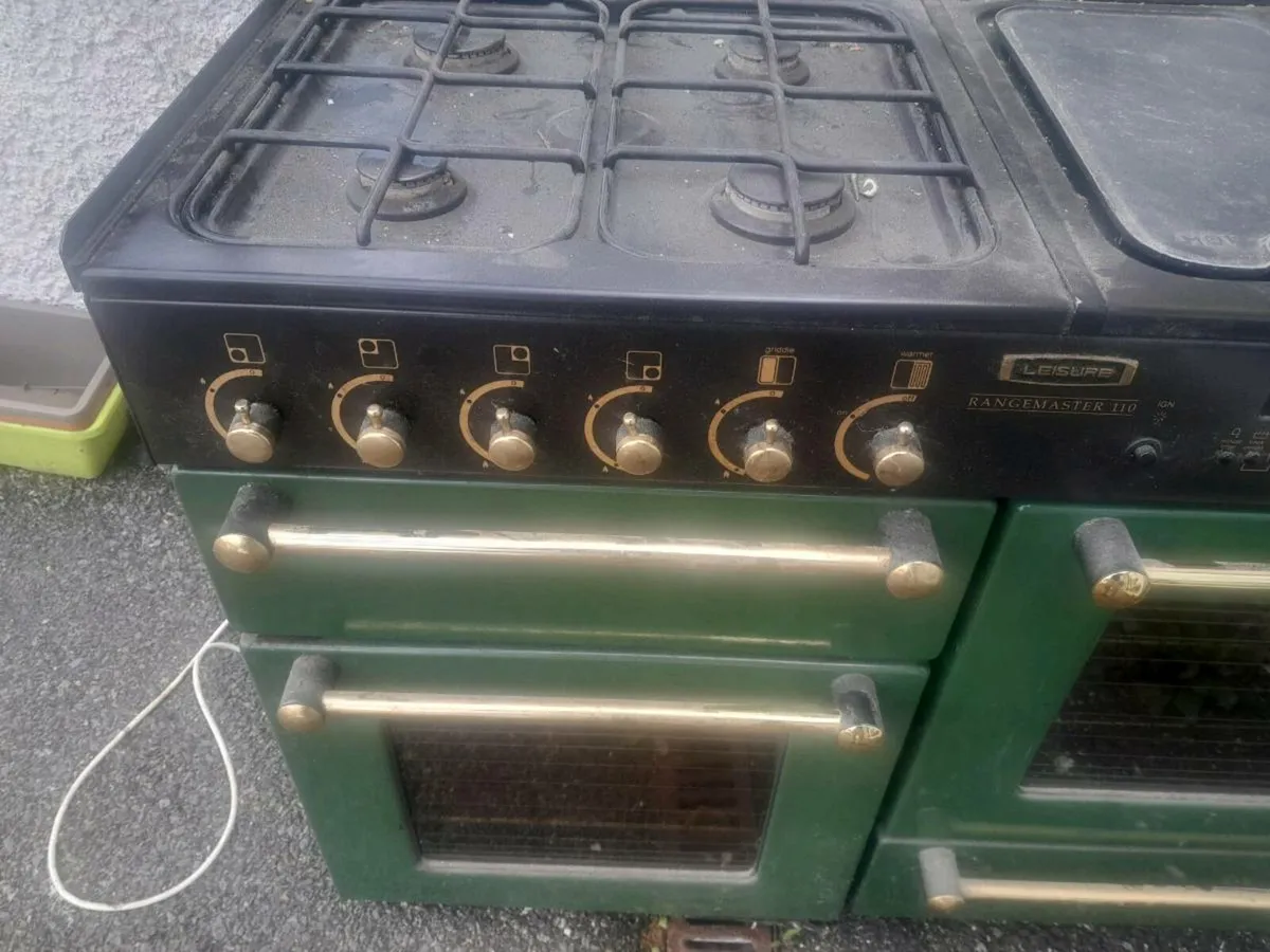 Rangemaster gas cooker, water tank - Image 2
