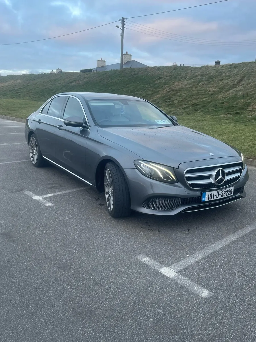 Mercedes E220d Avantgarde Auto 2.0 - Image 1