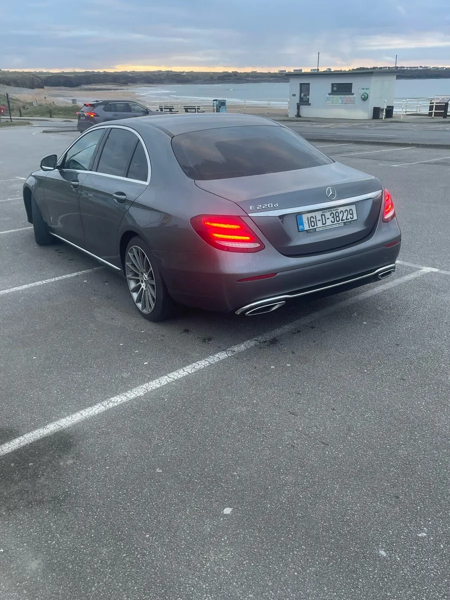 Mercedes E220d Avantgarde Auto 2.0 - Image 3