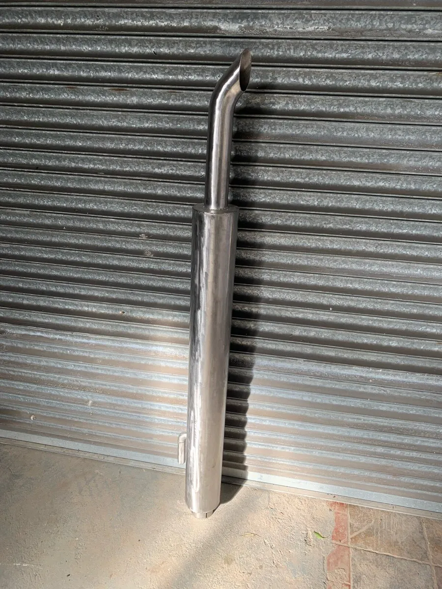 New Holland exhaust - Image 4