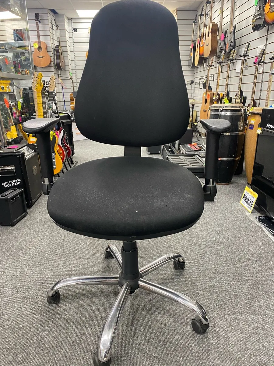 CHAIR OFFICE - Image 1