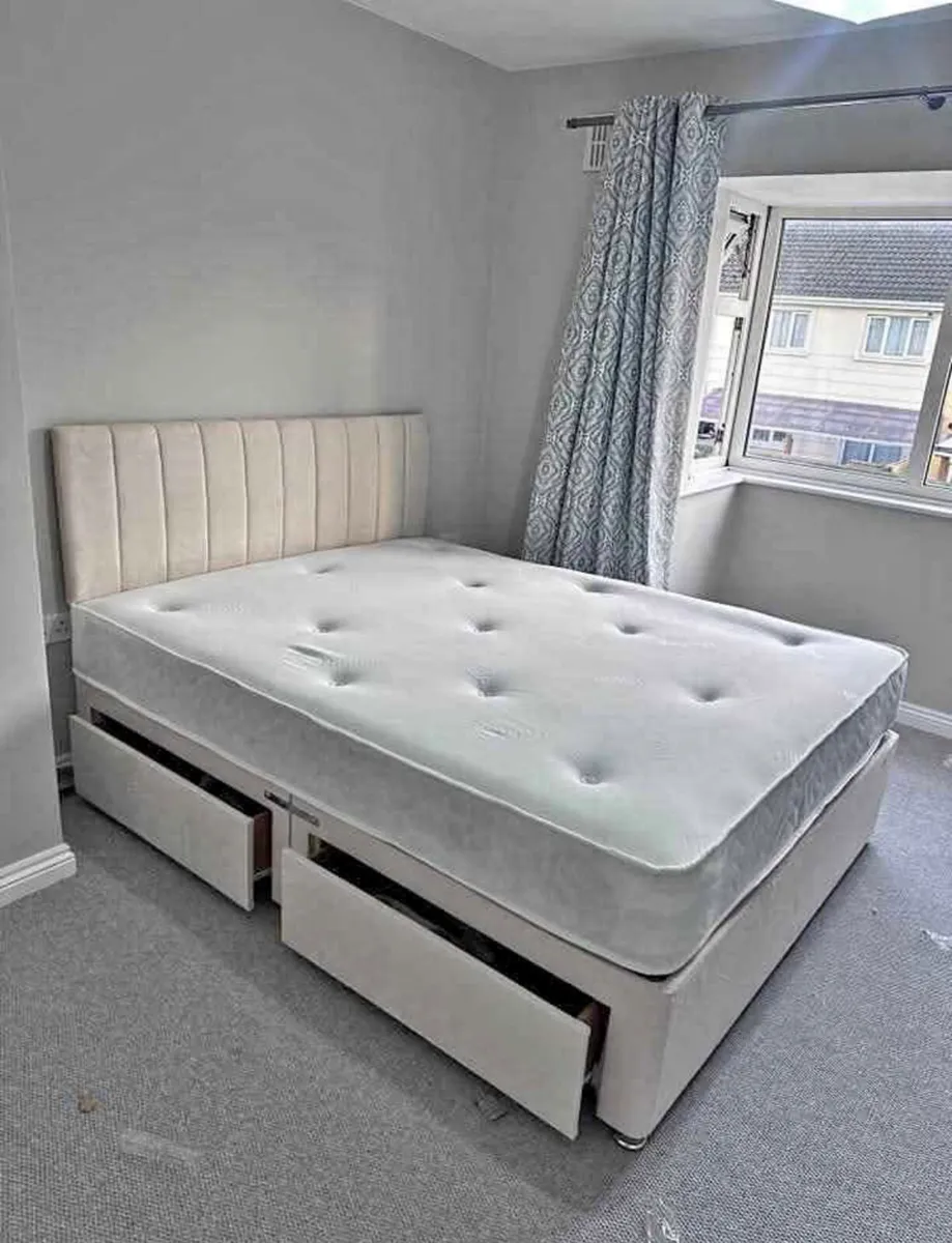 All new split divan base beds - Image 3